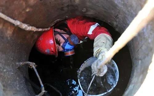 他们，是城市地下的“穿山甲”！黑暗中，守护着珠海千家万户…