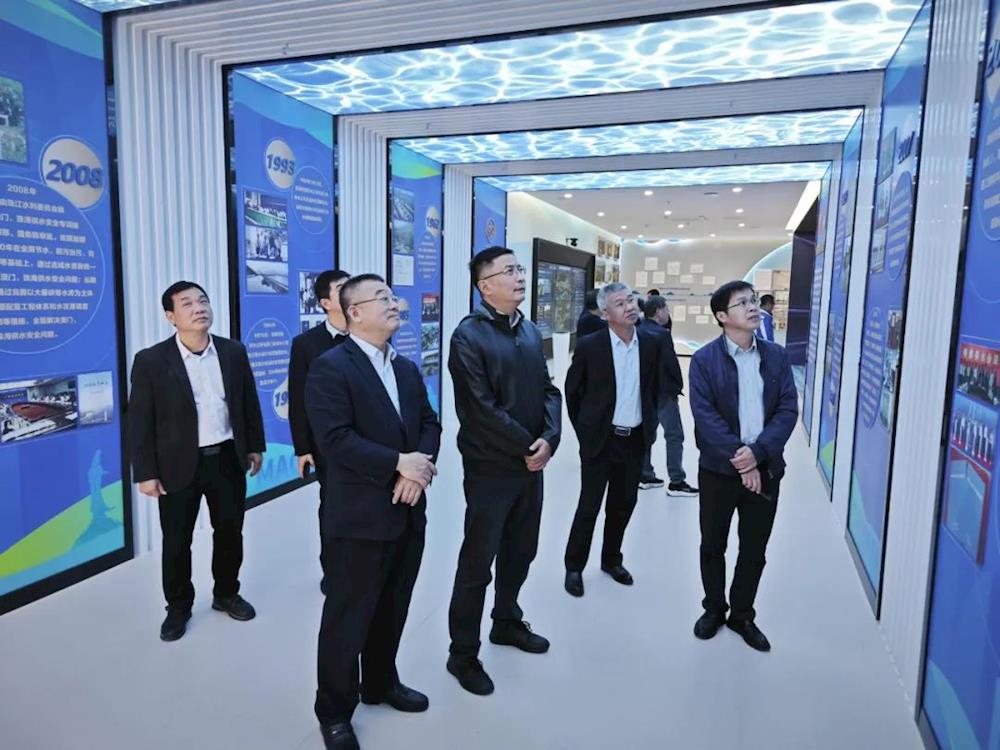 市水务局到水控集团调研，共谋水务高质量发展新篇章